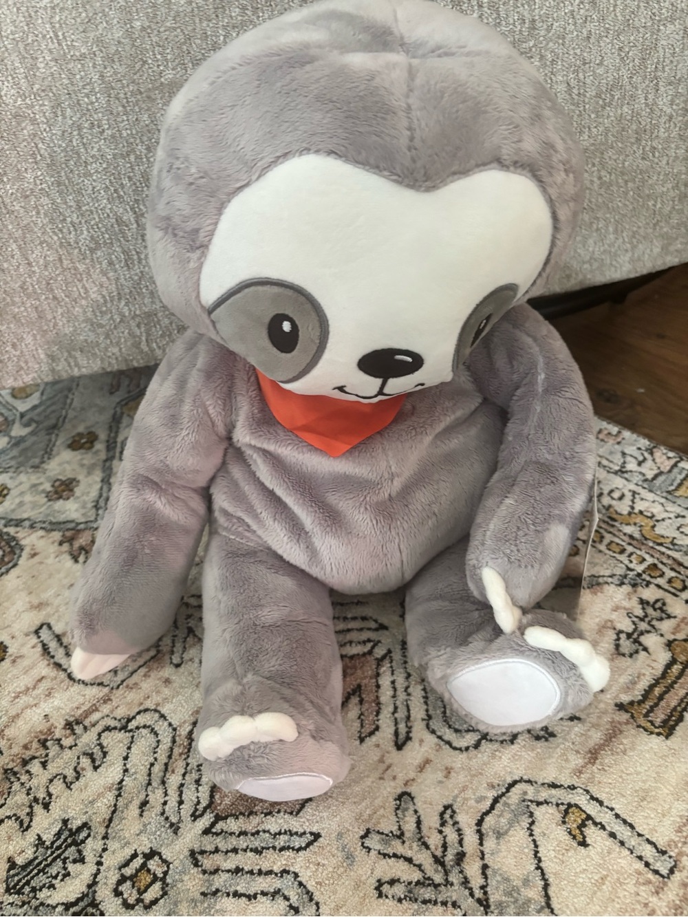 Lilis Love Stevie The Sloth Weighted Sensory  plush 5 Lbs (NWT)